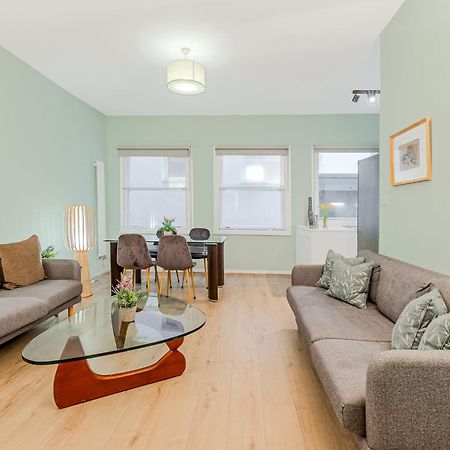 Stunning Central 2Br Flat Btw Soho & Covent Garden 런던 외부 사진