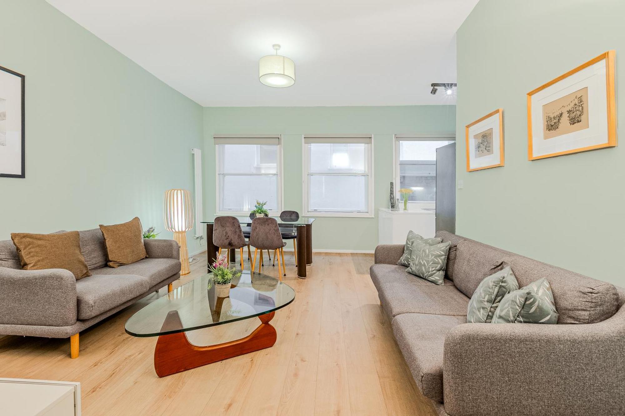 Stunning Central 2Br Flat Btw Soho & Covent Garden 런던 외부 사진
